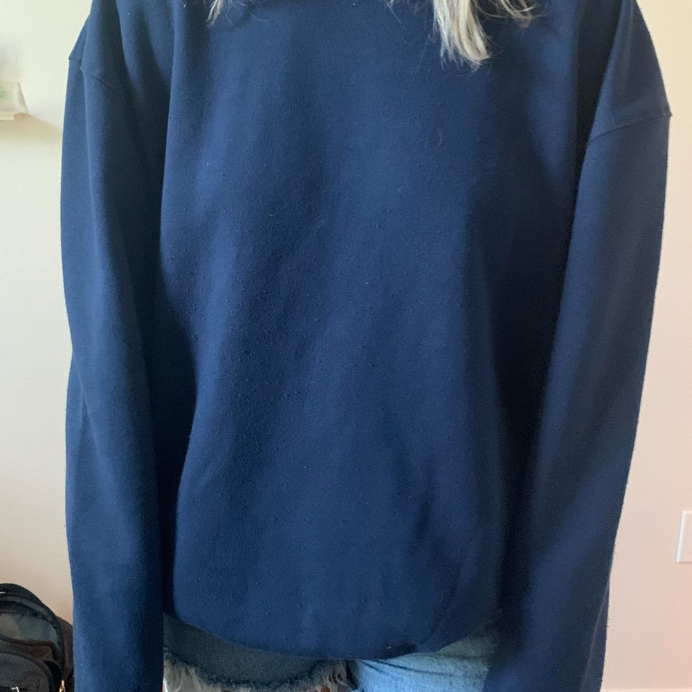 amazon essentials navy blue sweater size XL.